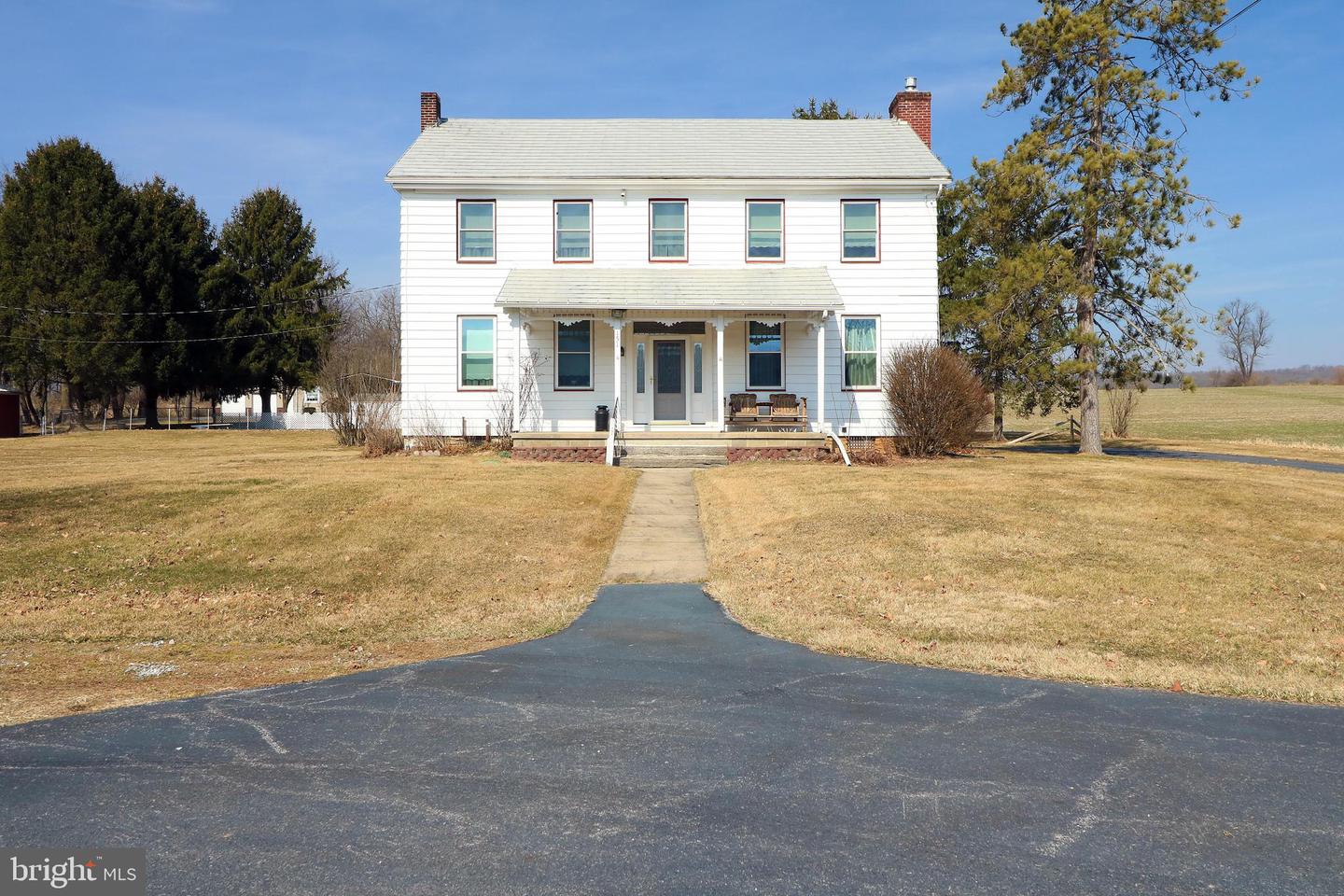 151 Homestead Ln Property Photo