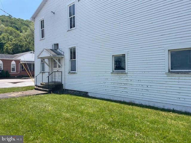 114 E Streamside Pl Property Photo 2