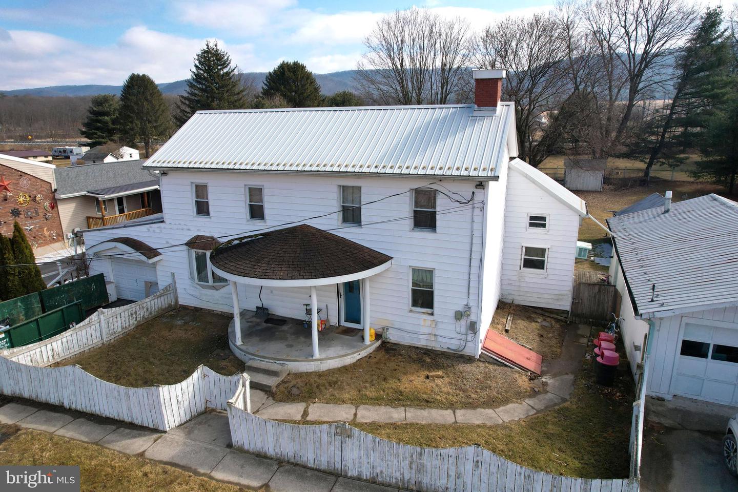 1302 Snydertown Rd Property Photo