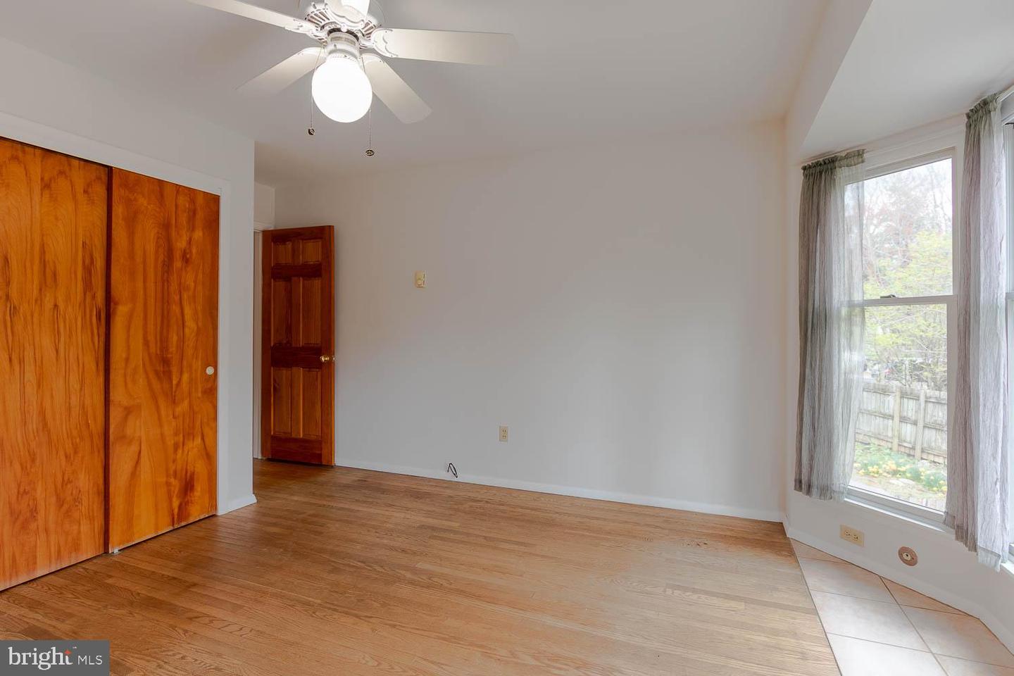 735 Kennard Rd Property Photo 26