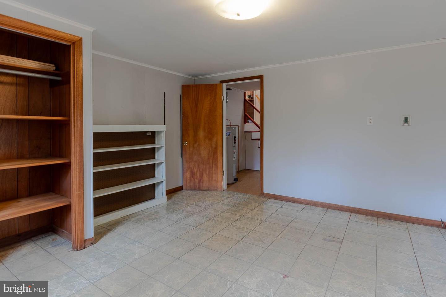735 Kennard Rd Property Photo 37