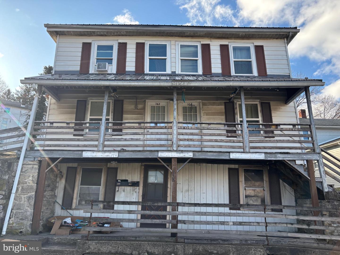 358-362 Stoney Batter Property Photo 2