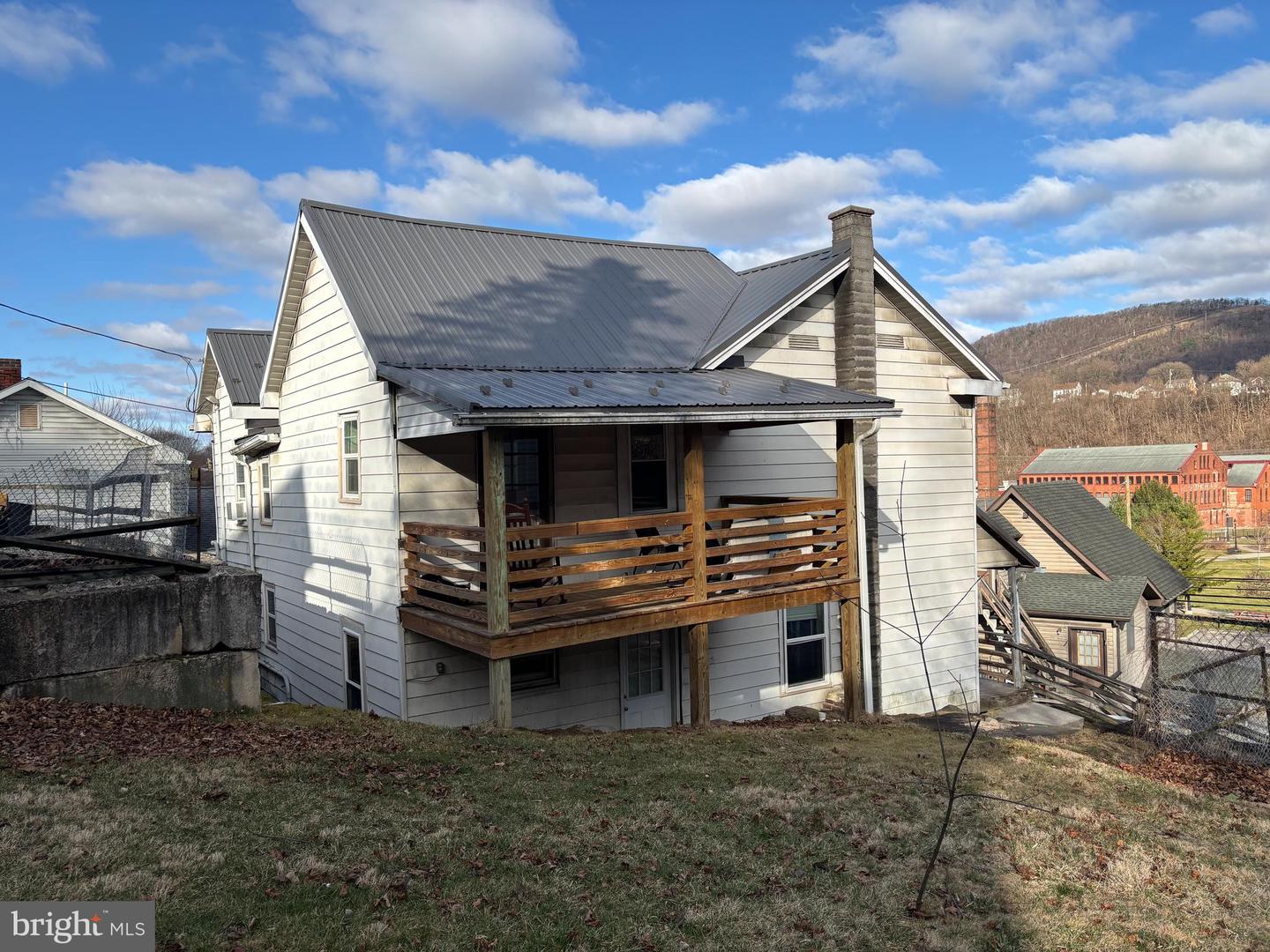 358-362 Stoney Batter Property Photo 4