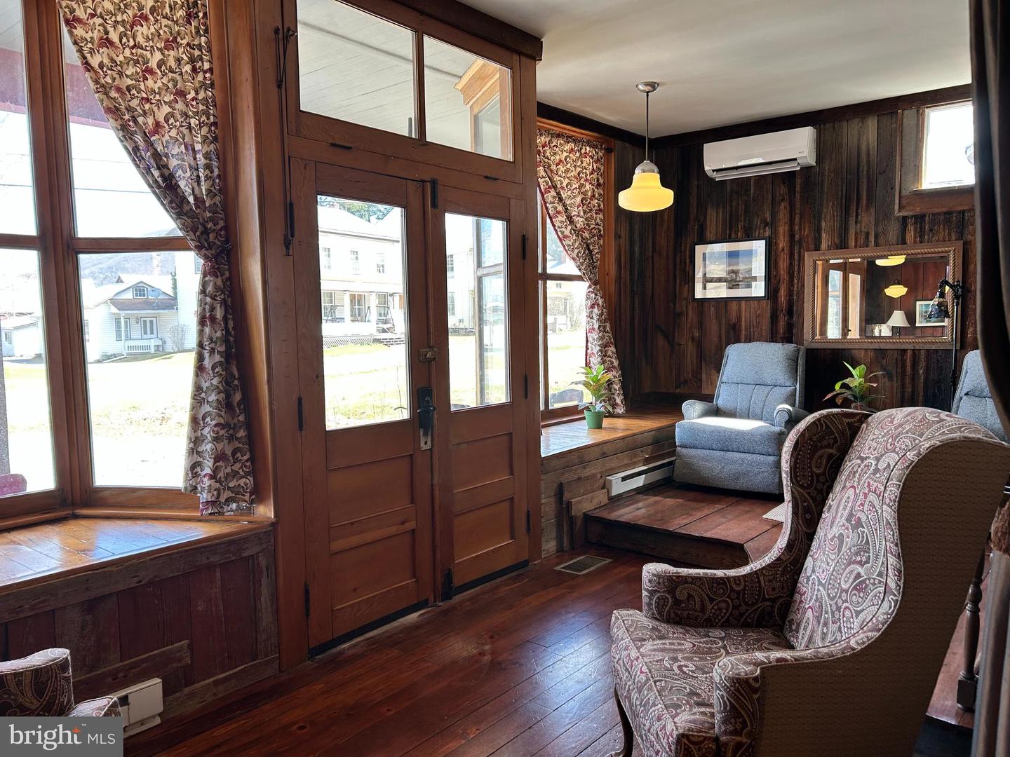 111 Mountain Ave Property Photo 21