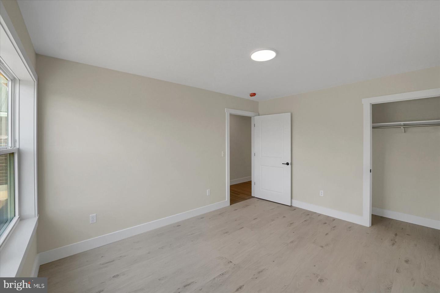 154 Saffron Blvd Property Photo 30