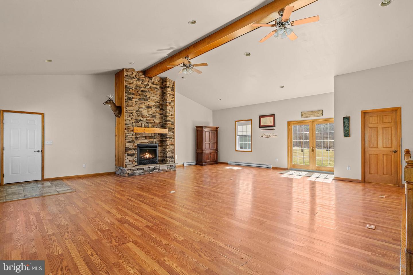 1599 Eagle Valley Rd S Property Photo 5