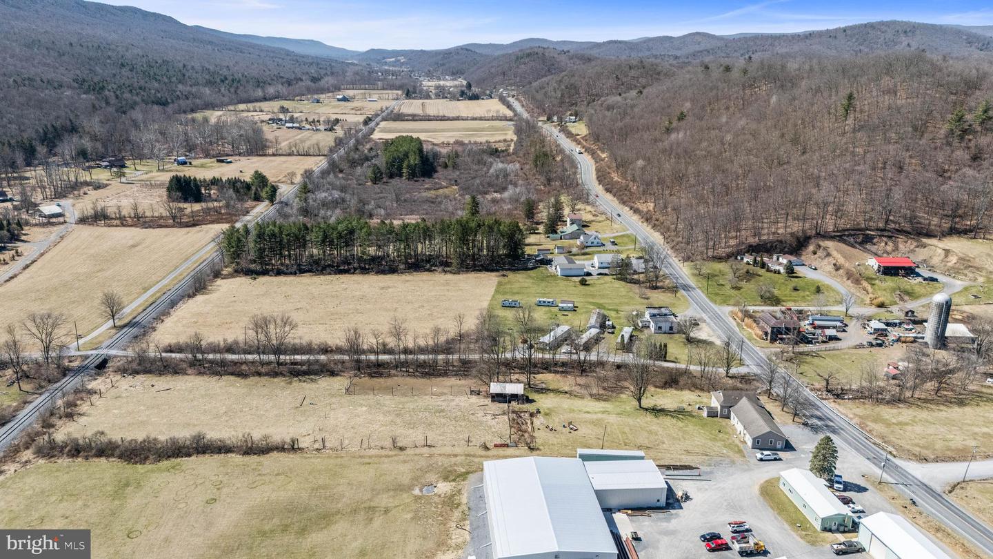 1599 Eagle Valley Rd S Property Photo 18