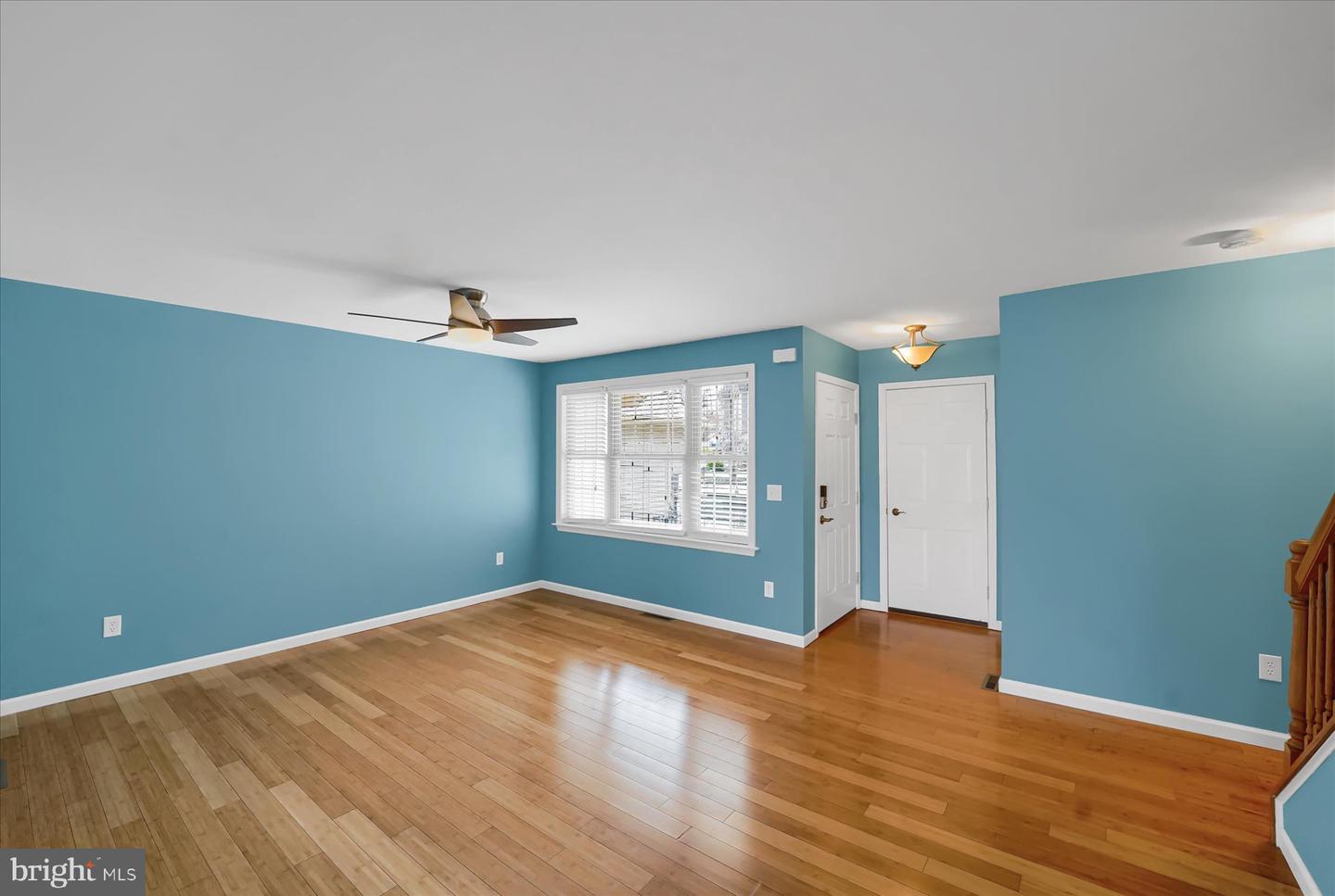 642 Oakwood Ave #d Property Photo 4