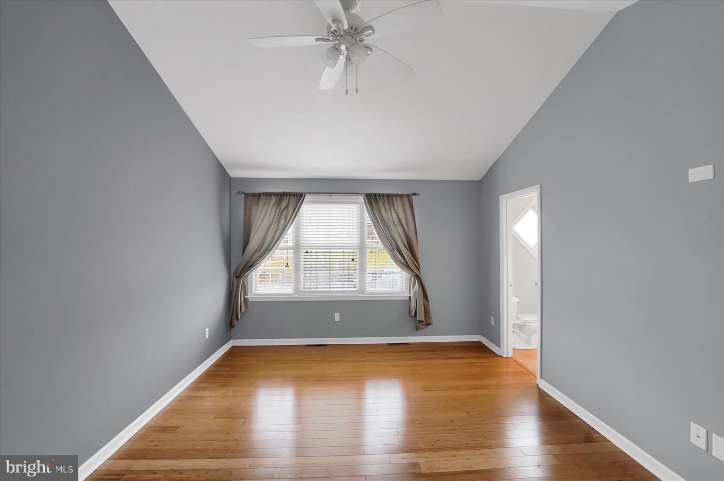 642 Oakwood Ave #d Property Photo 18