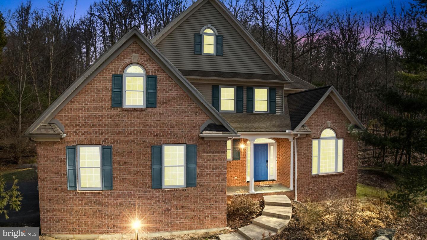 190 Michael Rd Property Photo 1