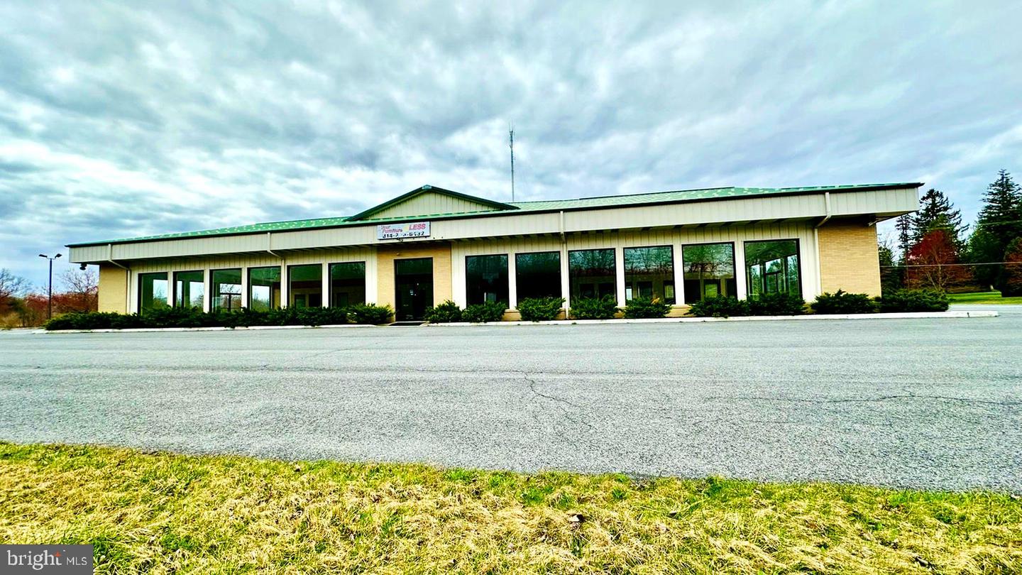 2722 Port Matilda Hwy Property Photo 1