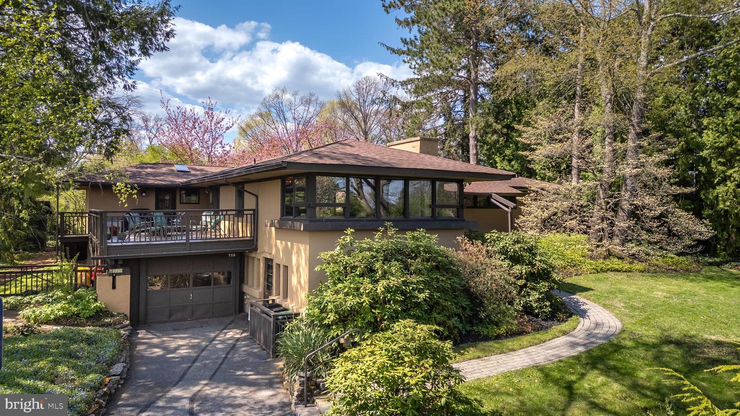 16803 Real Estate Listings Main Image