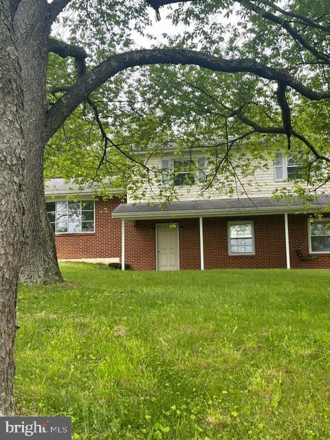 109 Sandy Ln Property Photo 1