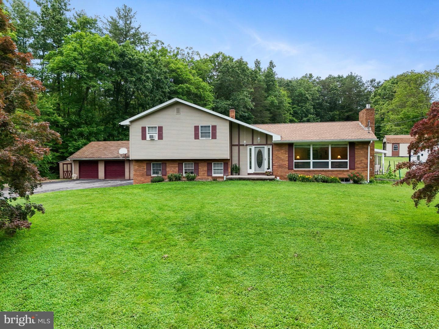 848 Rapp Rd Property Photo 1