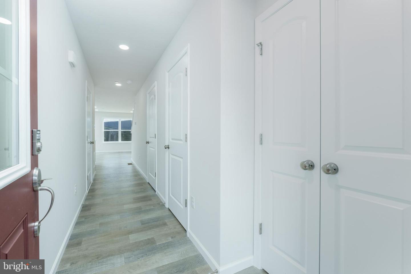 167 Highpoint Park Dr Property Photo 2