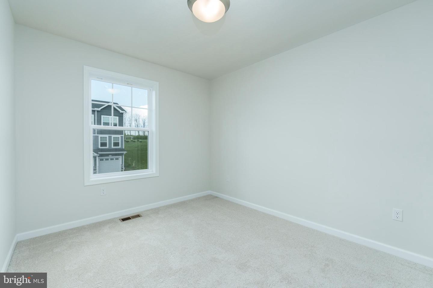 167 Highpoint Park Dr Property Photo 22