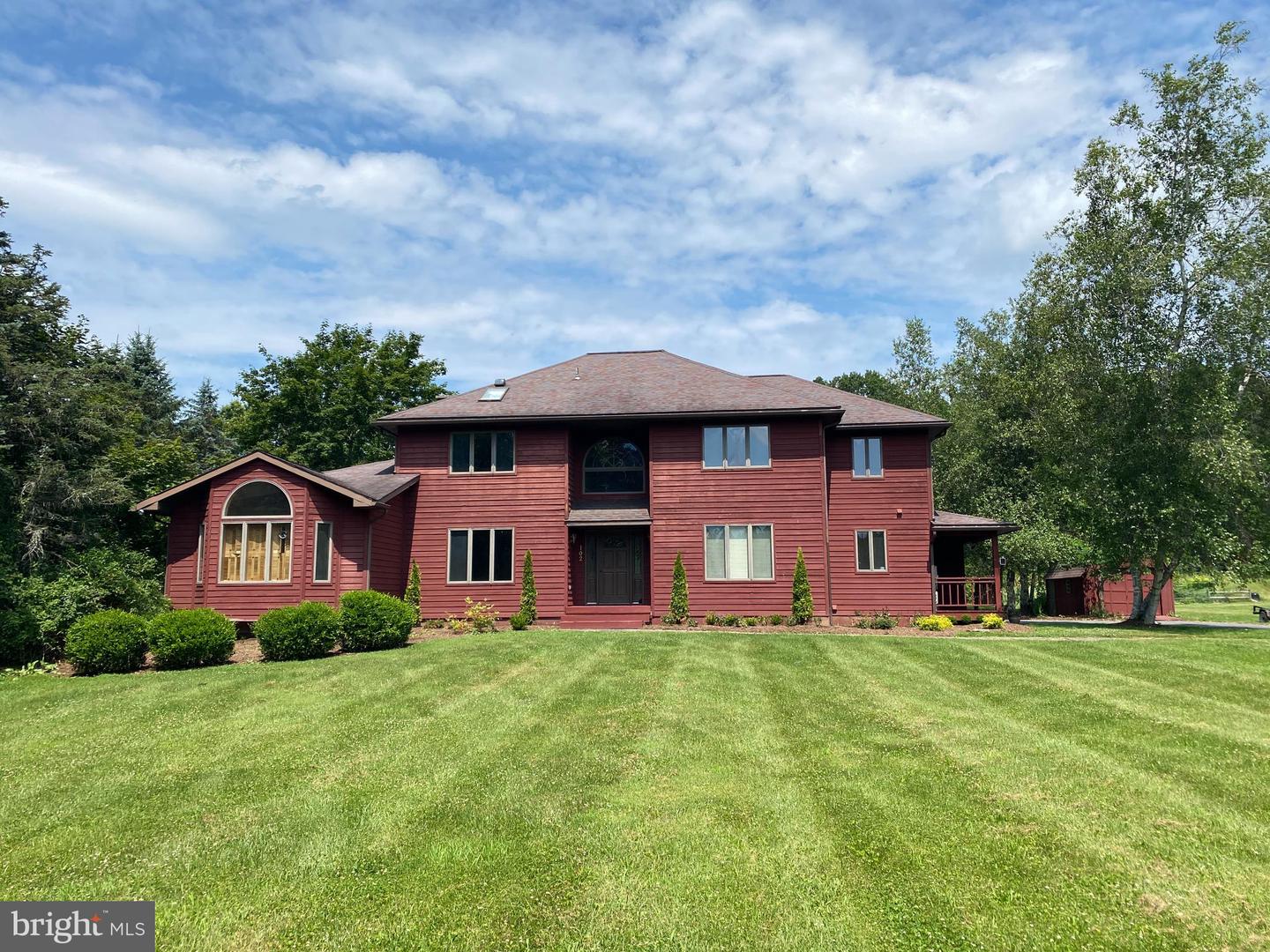 102 Sellers Ln Property Photo 1