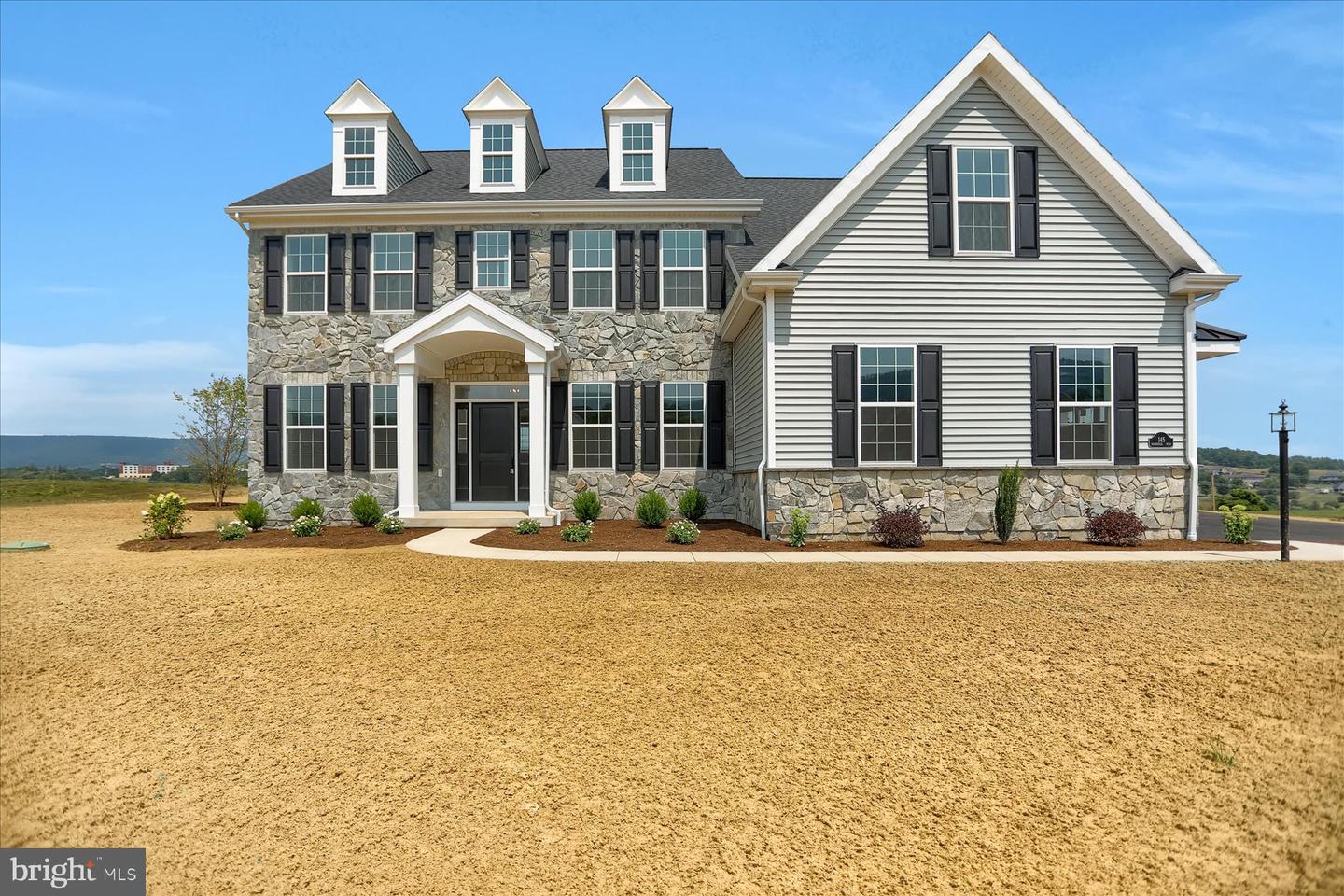 145 Roundhill Rd Property Photo 1