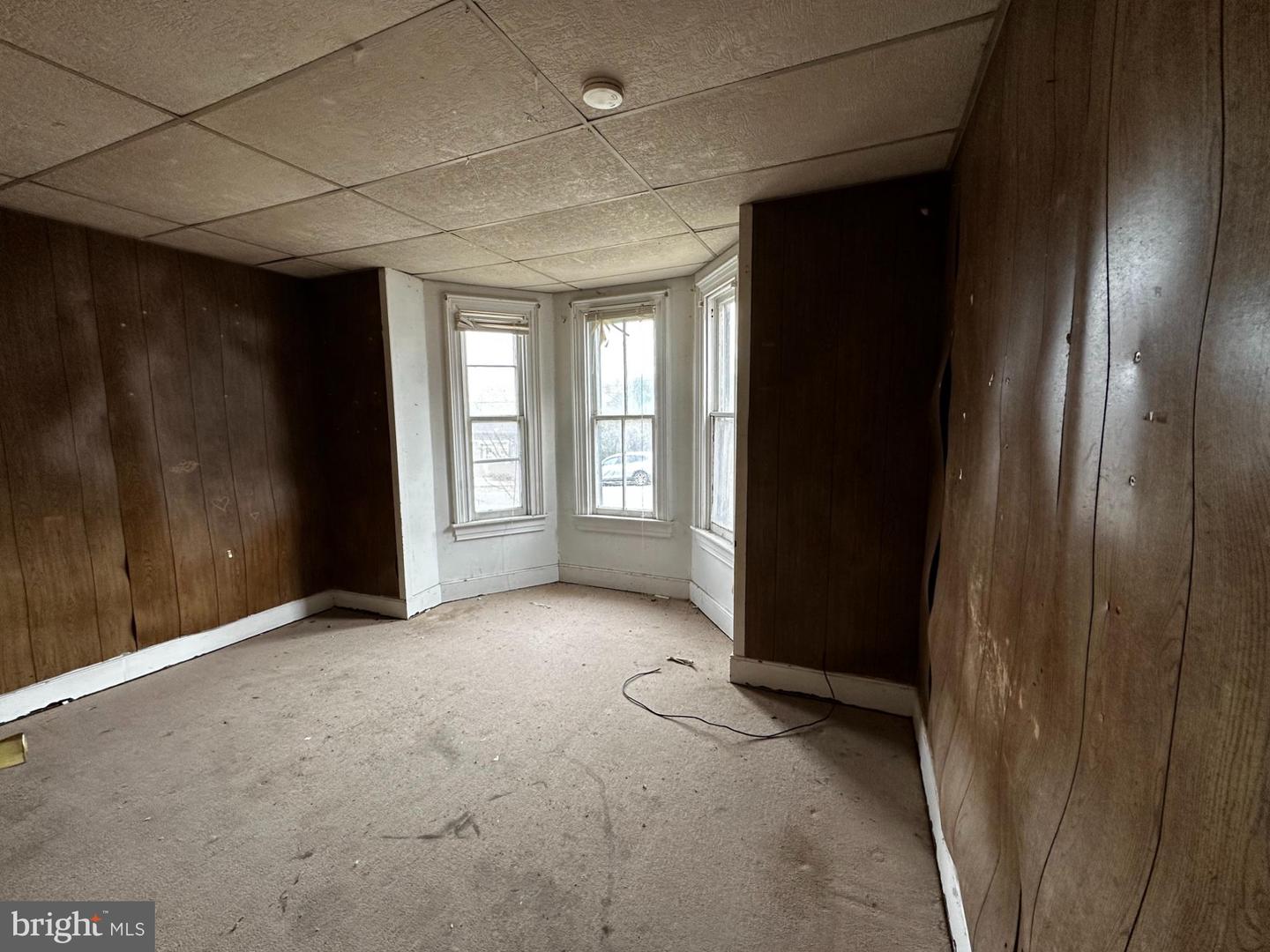 215 S Spring St Property Photo 6