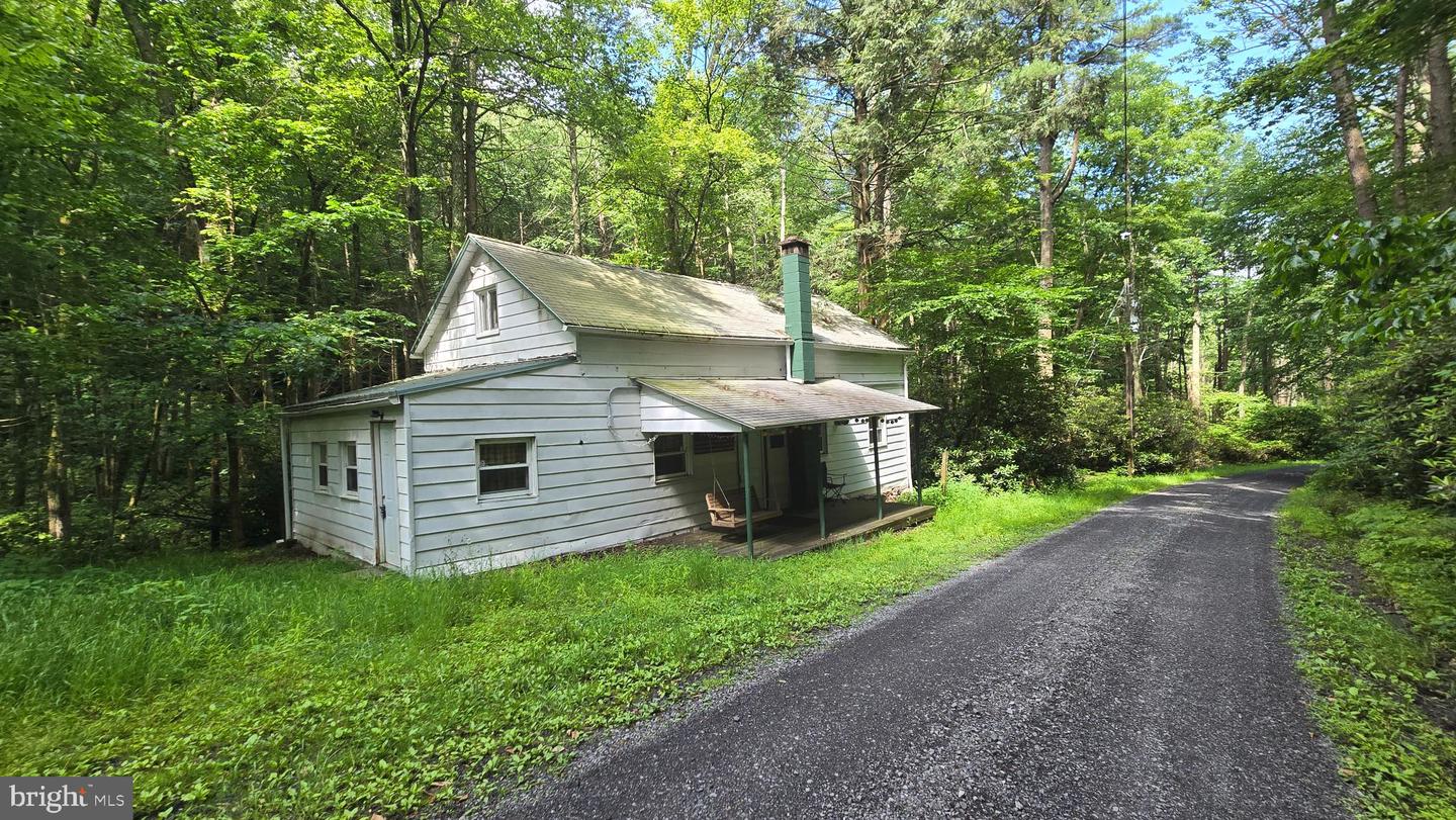 212 Thickhead Mountain Rd Property Photo 2