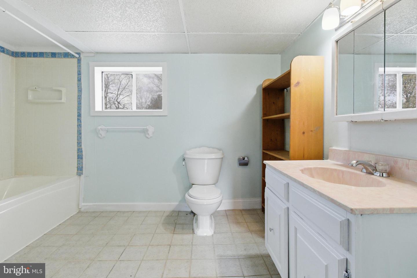 334 Hemlock St Property Photo 15