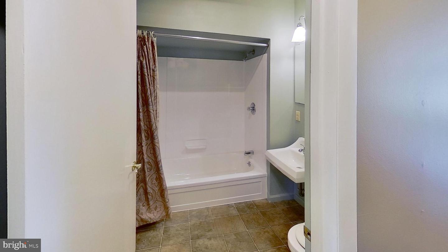 129 S Sparks St Property Photo 11