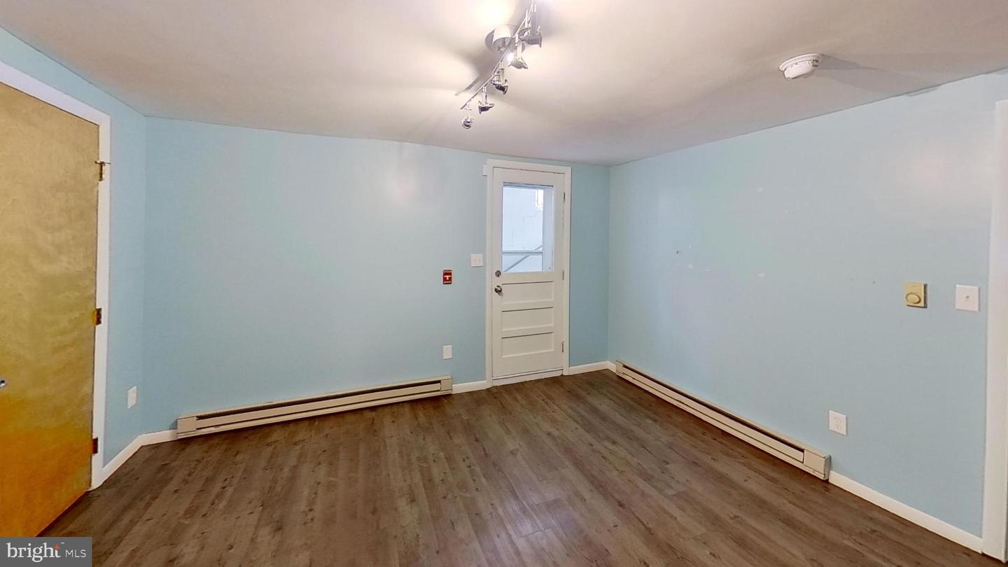 129 S Sparks St Property Photo 18