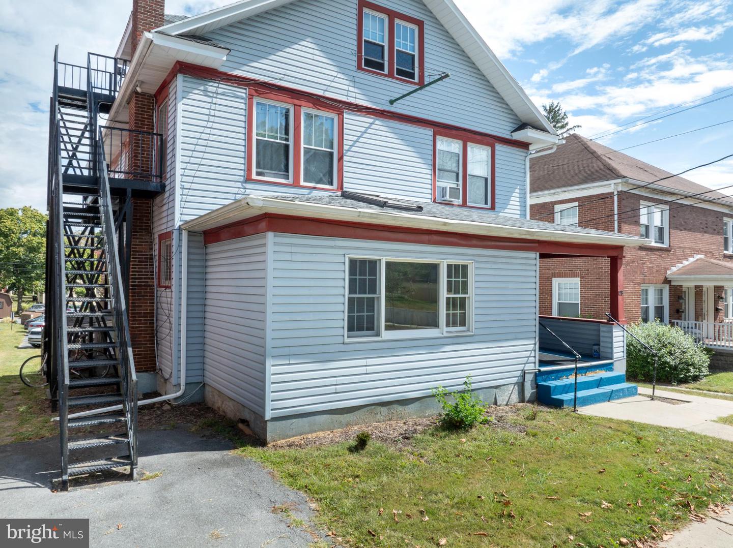 129 S Sparks St Property Photo 25
