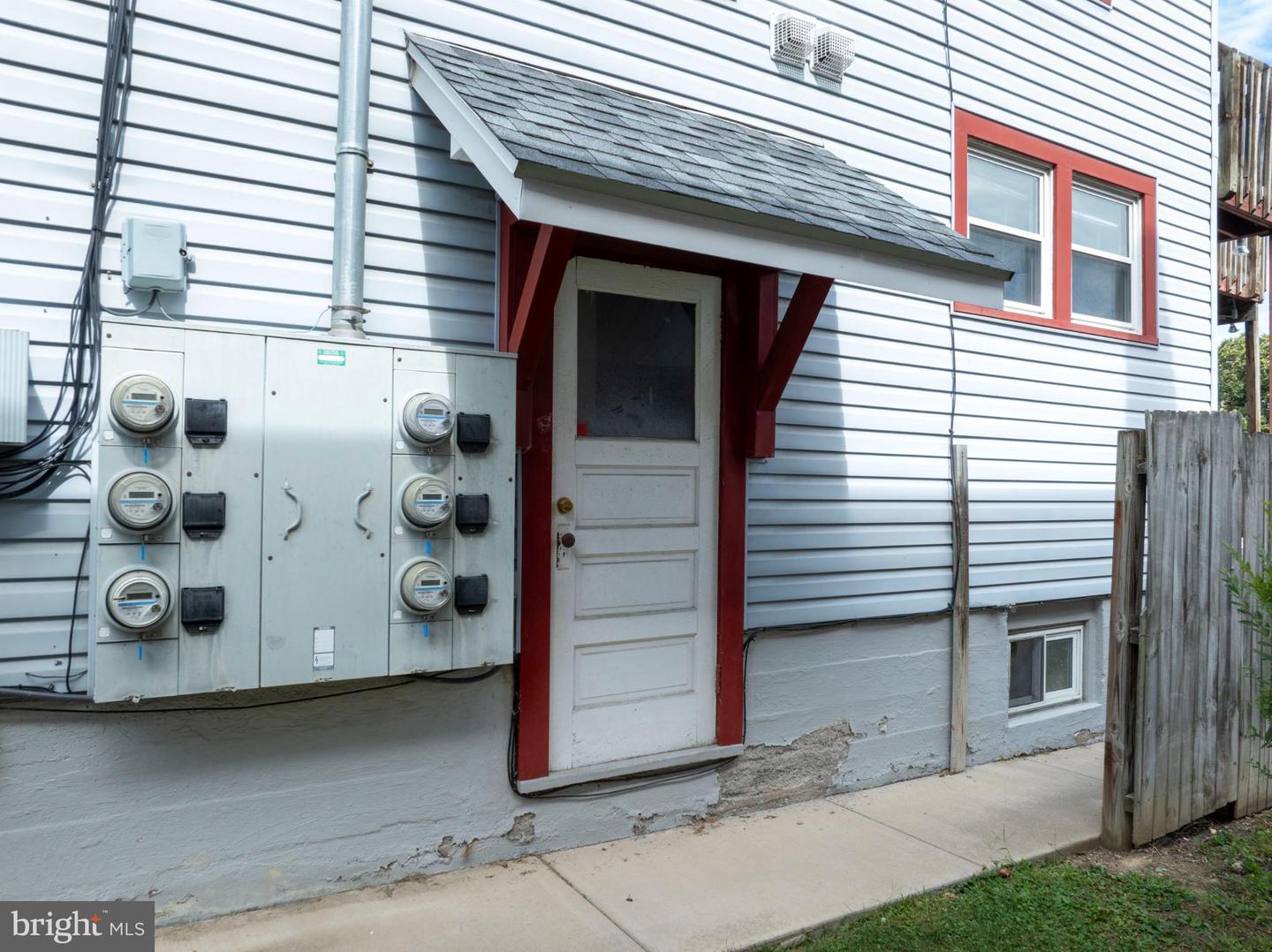 129 S Sparks St Property Photo 47