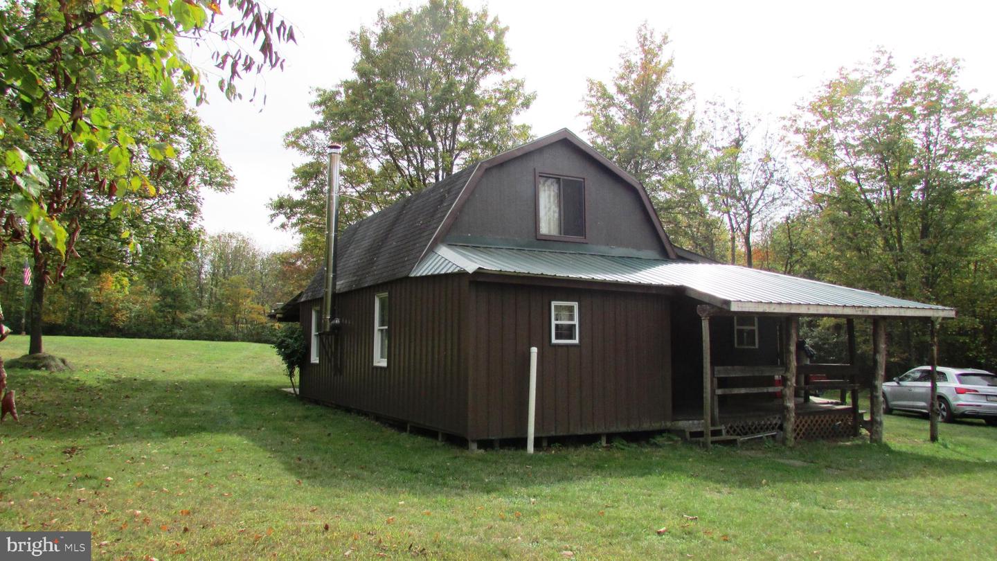 105 Big Run Rd Property Photo 3