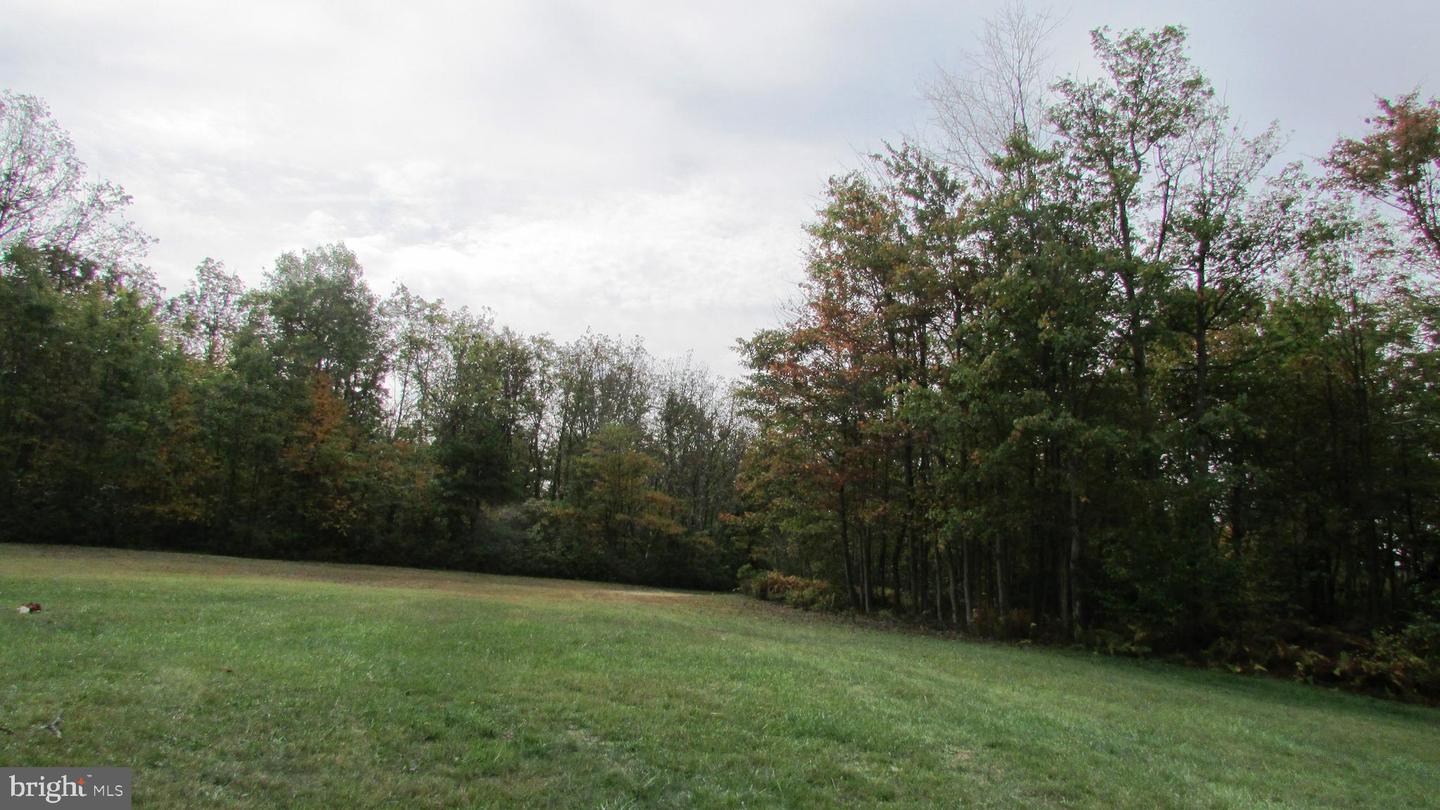 105 Big Run Rd Property Photo 5