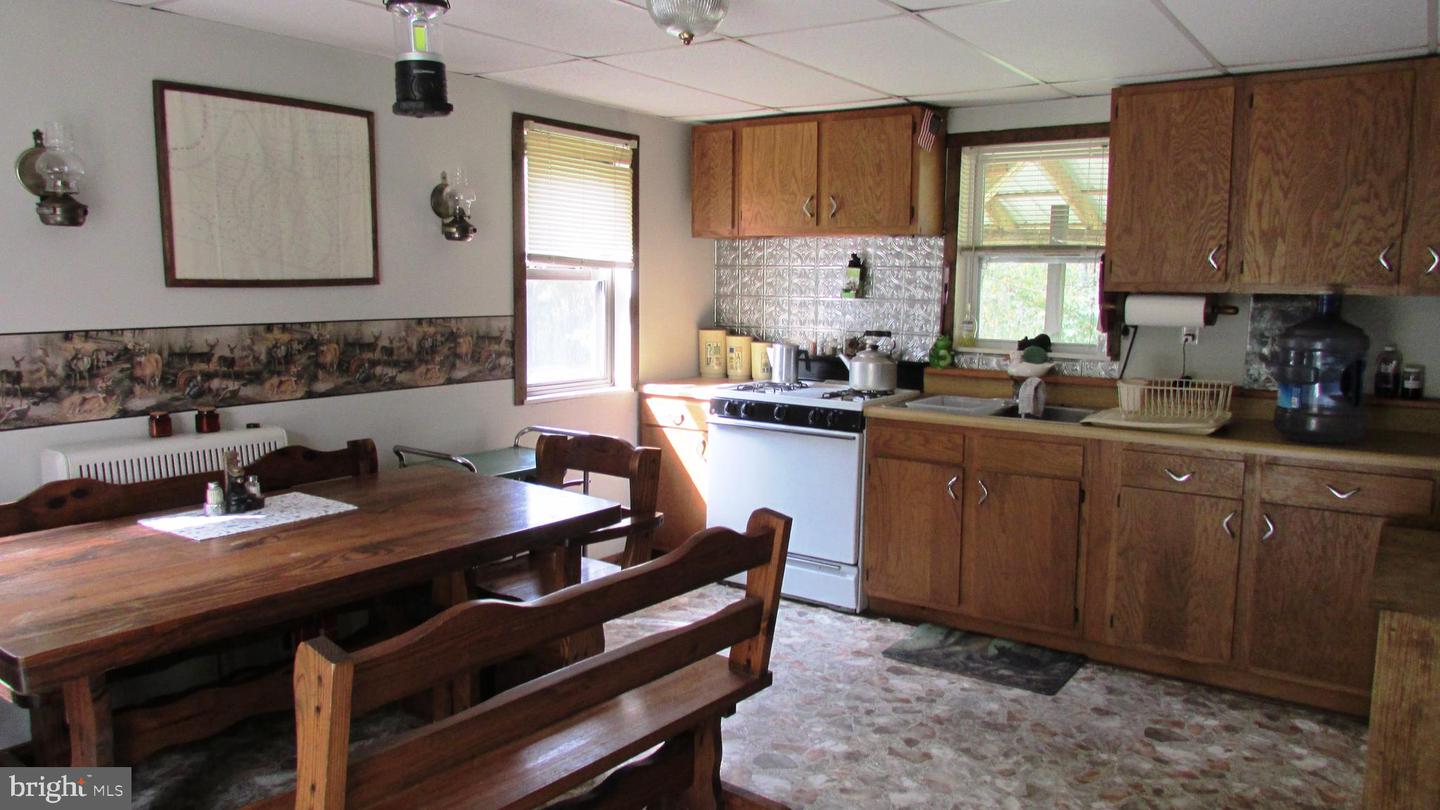 105 Big Run Rd Property Photo 12