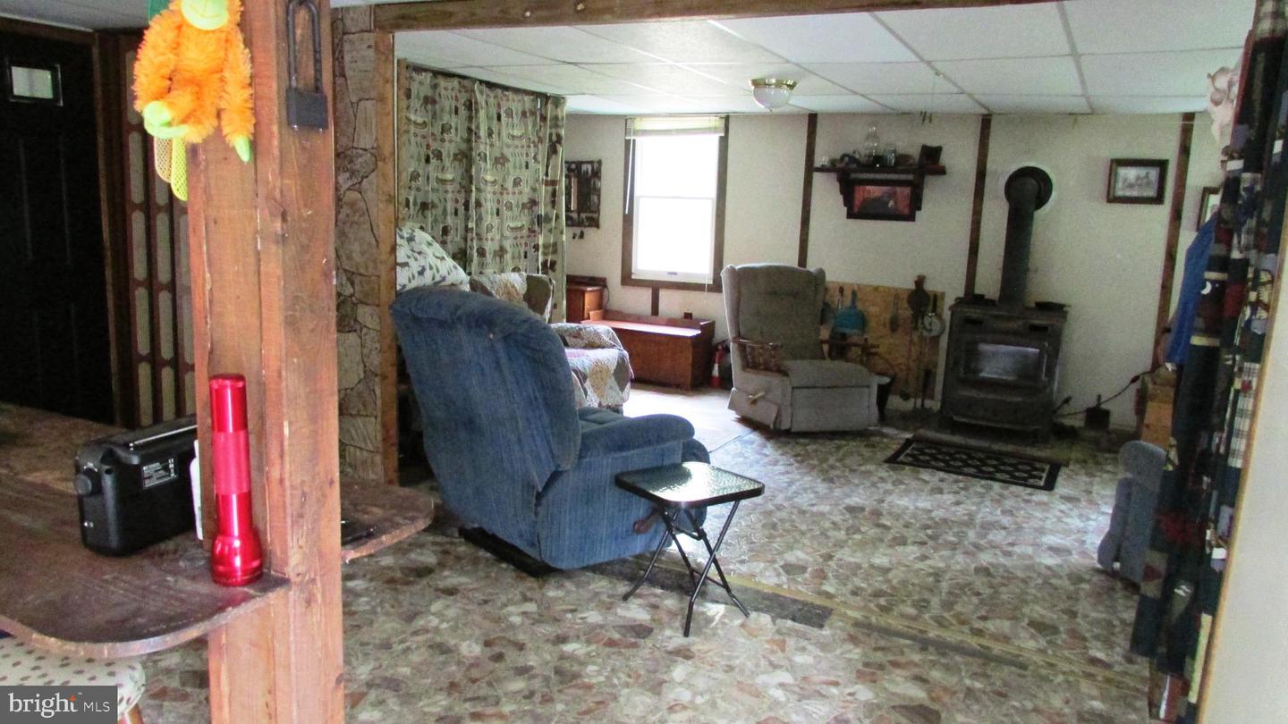 105 Big Run Rd Property Photo 13