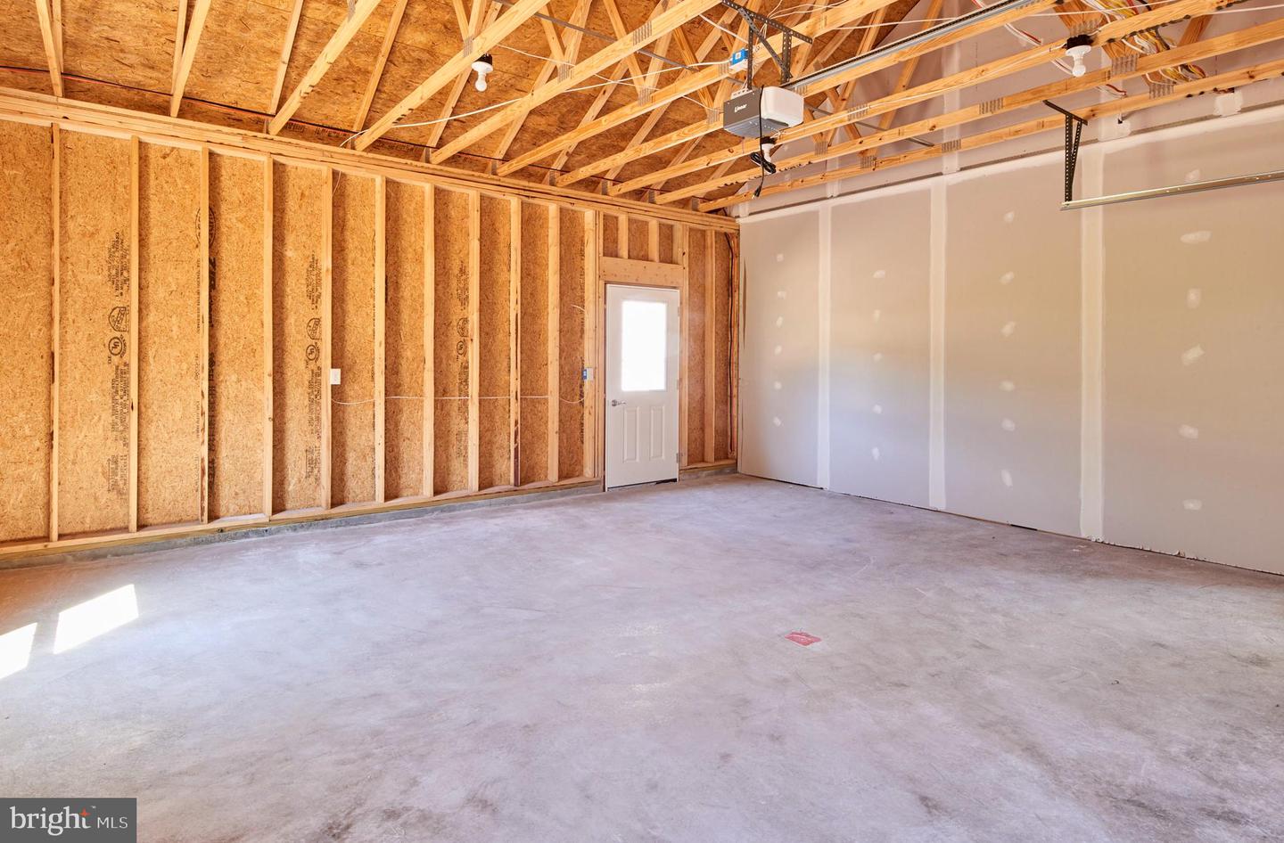 192 Timberwood Trl Property Photo 22