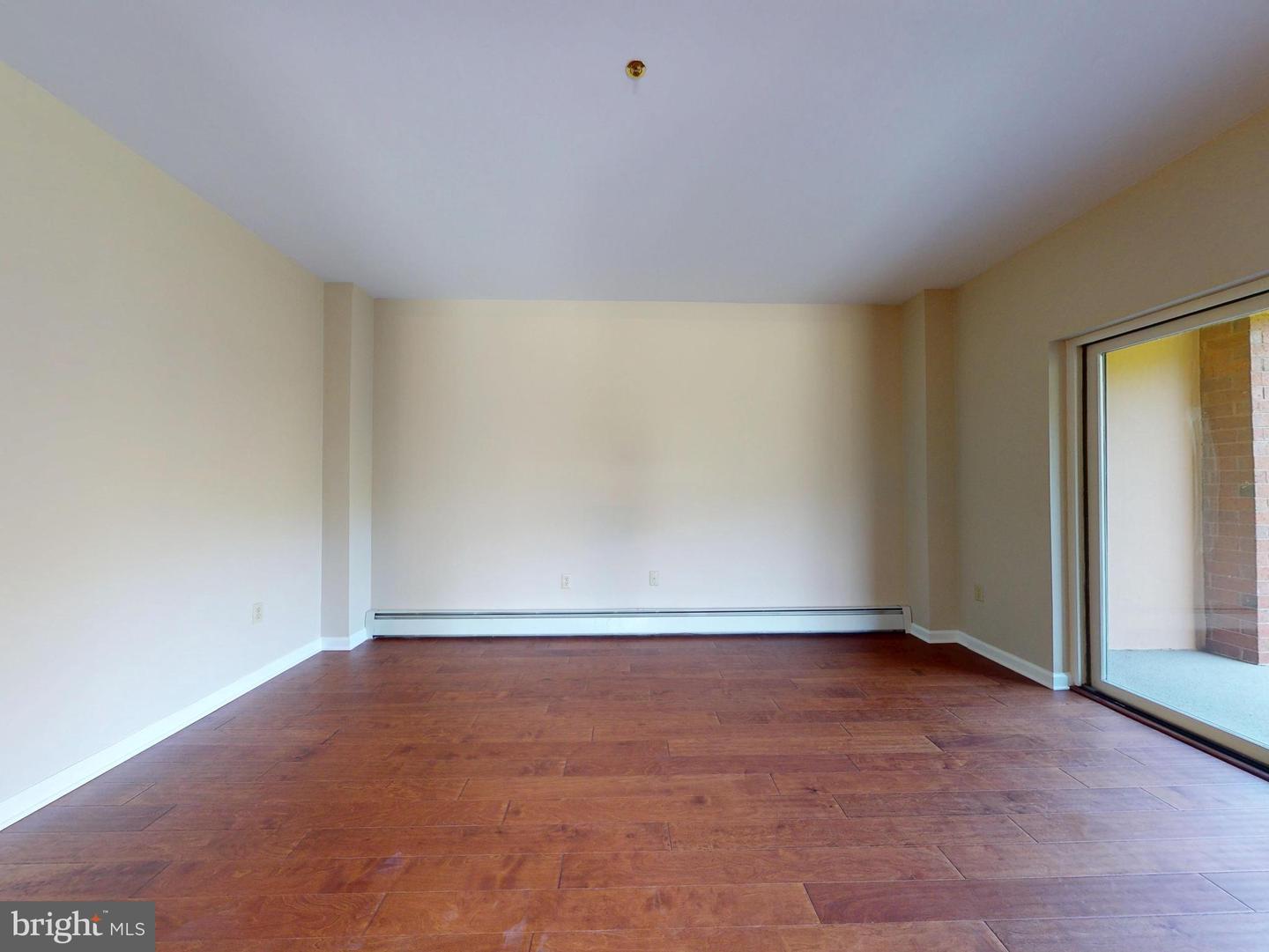 455 Windmere Dr #llc Property Photo 17