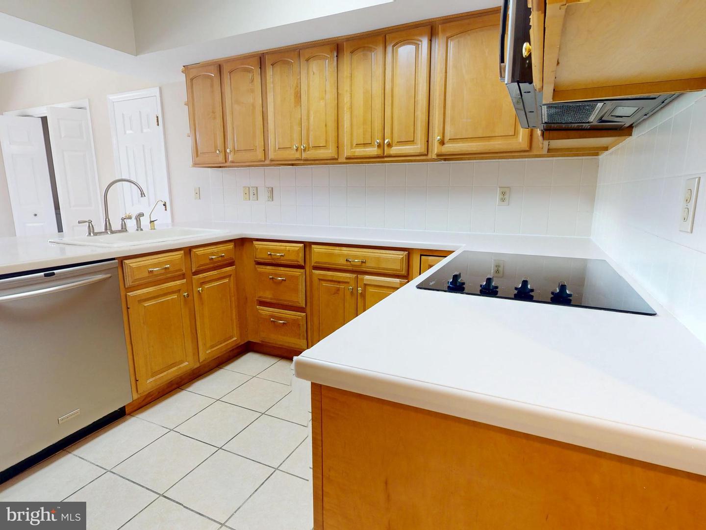 455 Windmere Dr #llc Property Photo 26