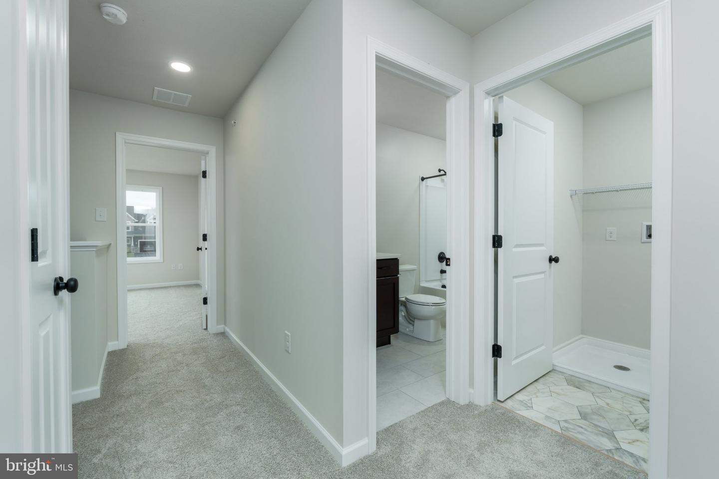102 Dolomite Dr Property Photo 11