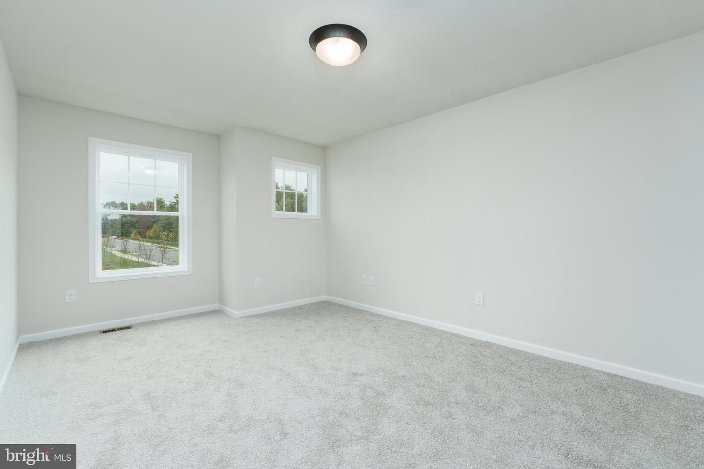 102 Dolomite Dr Property Photo 18