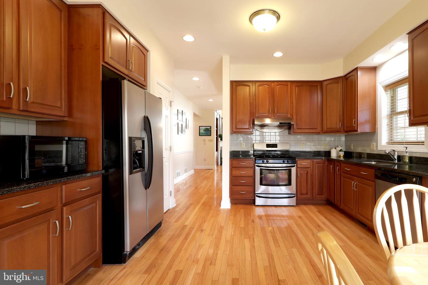 102 Abbott Ln Property Photo 17