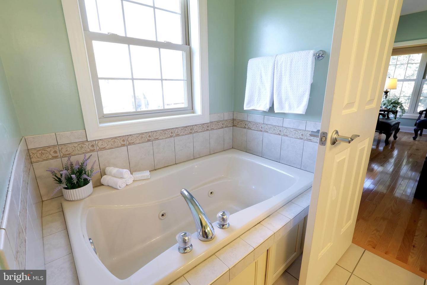 102 Abbott Ln Property Photo 37