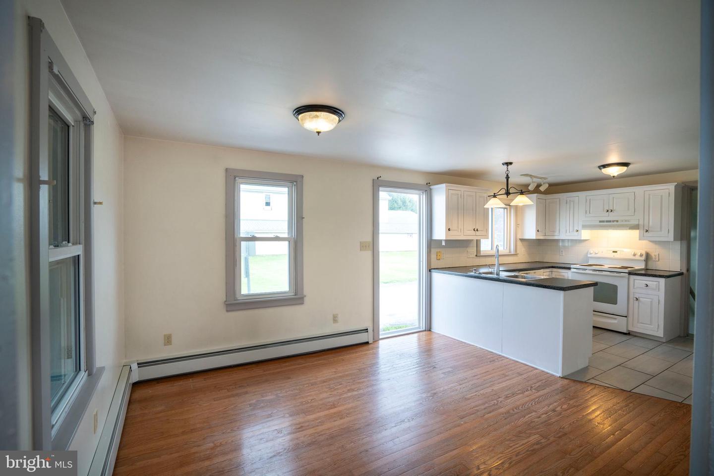 149 Penn St Property Photo 20