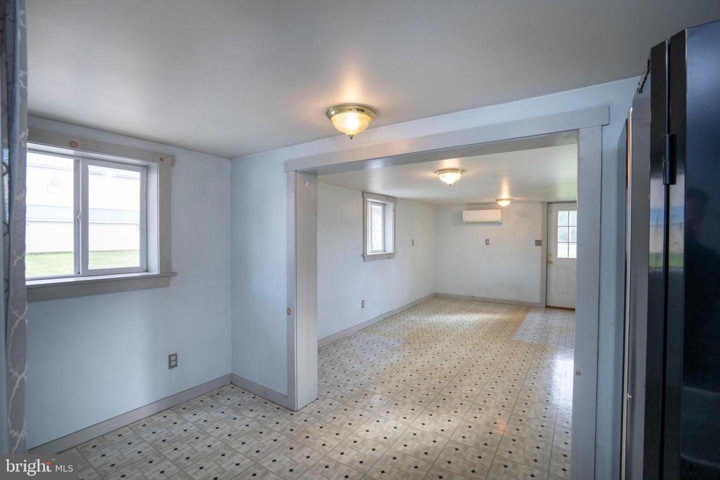 149 Penn St Property Photo 29