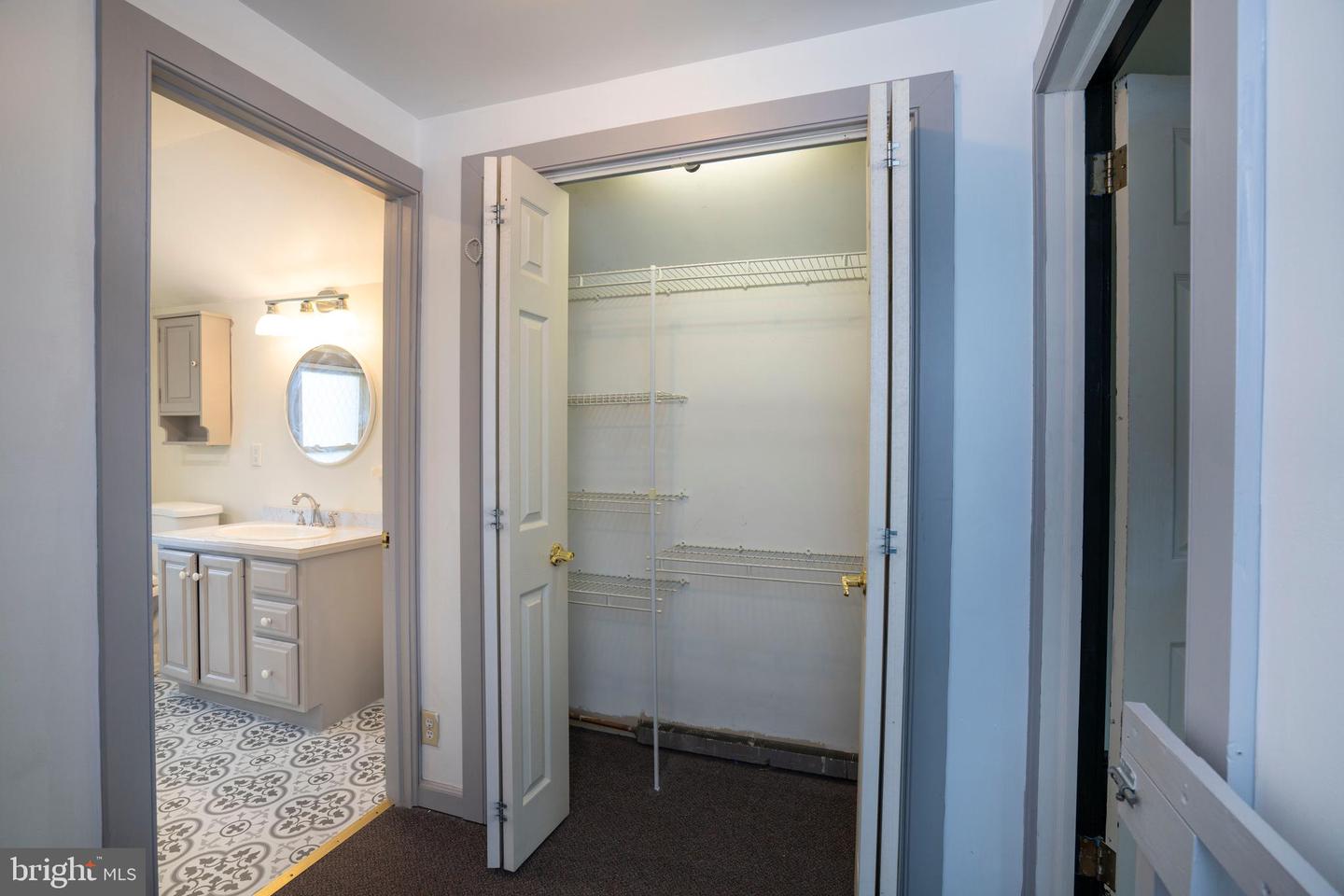 149 Penn St Property Photo 40