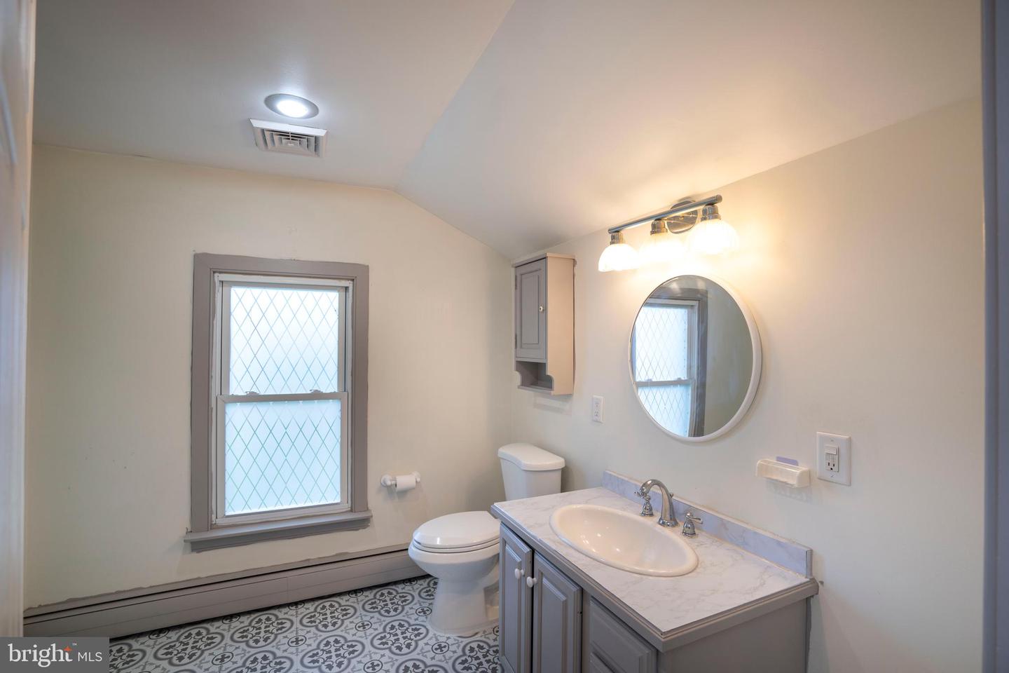 149 Penn St Property Photo 41