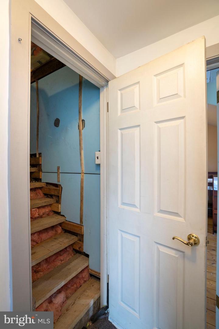 149 Penn St Property Photo 50