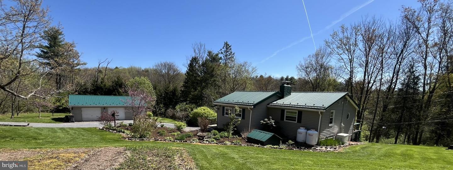 2290 Purdue Mountain Property Photo 1