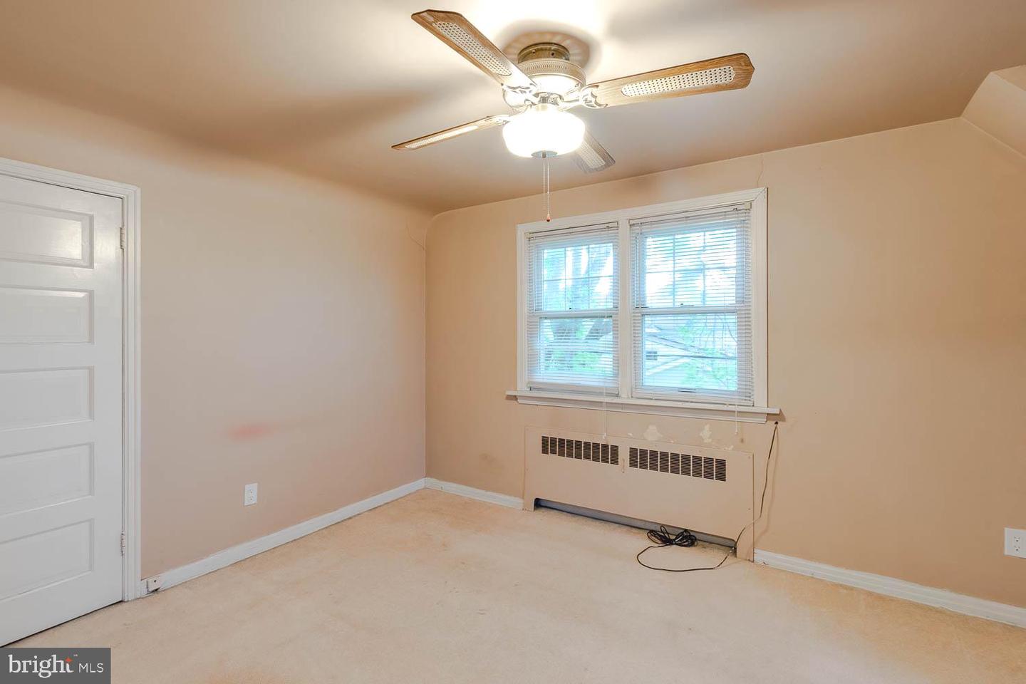 1307 E Pine St Property Photo 23