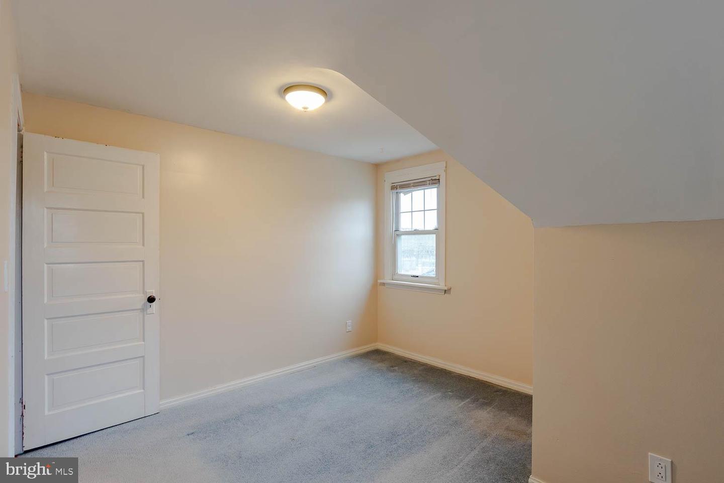 1307 E Pine St Property Photo 28