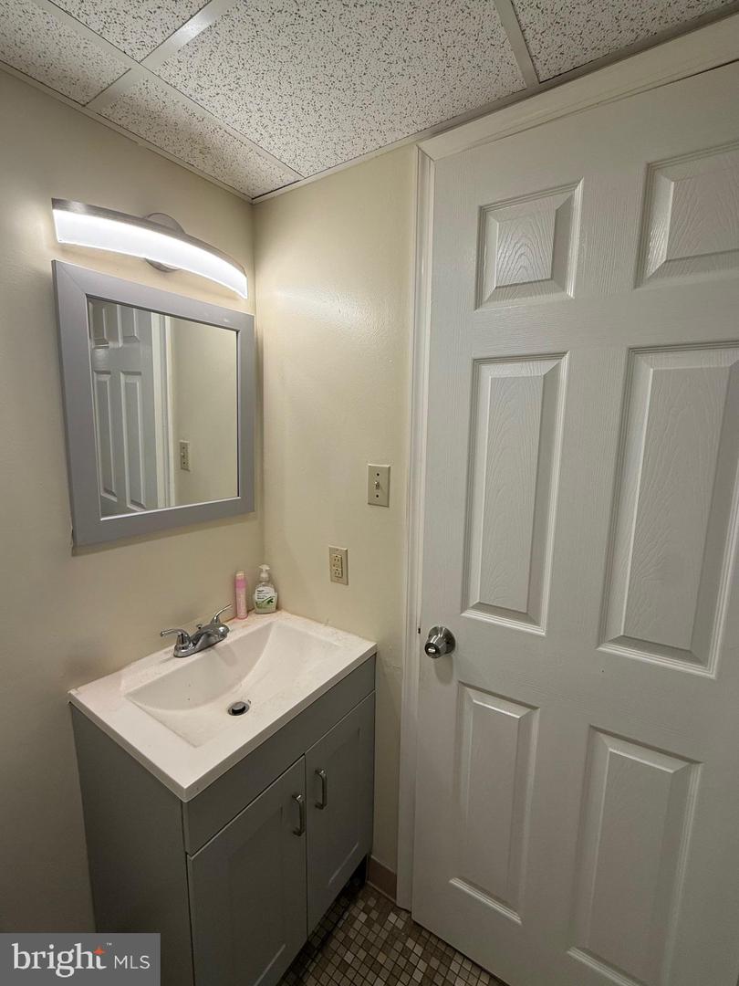 616 E College Ave #305 Property Photo 11
