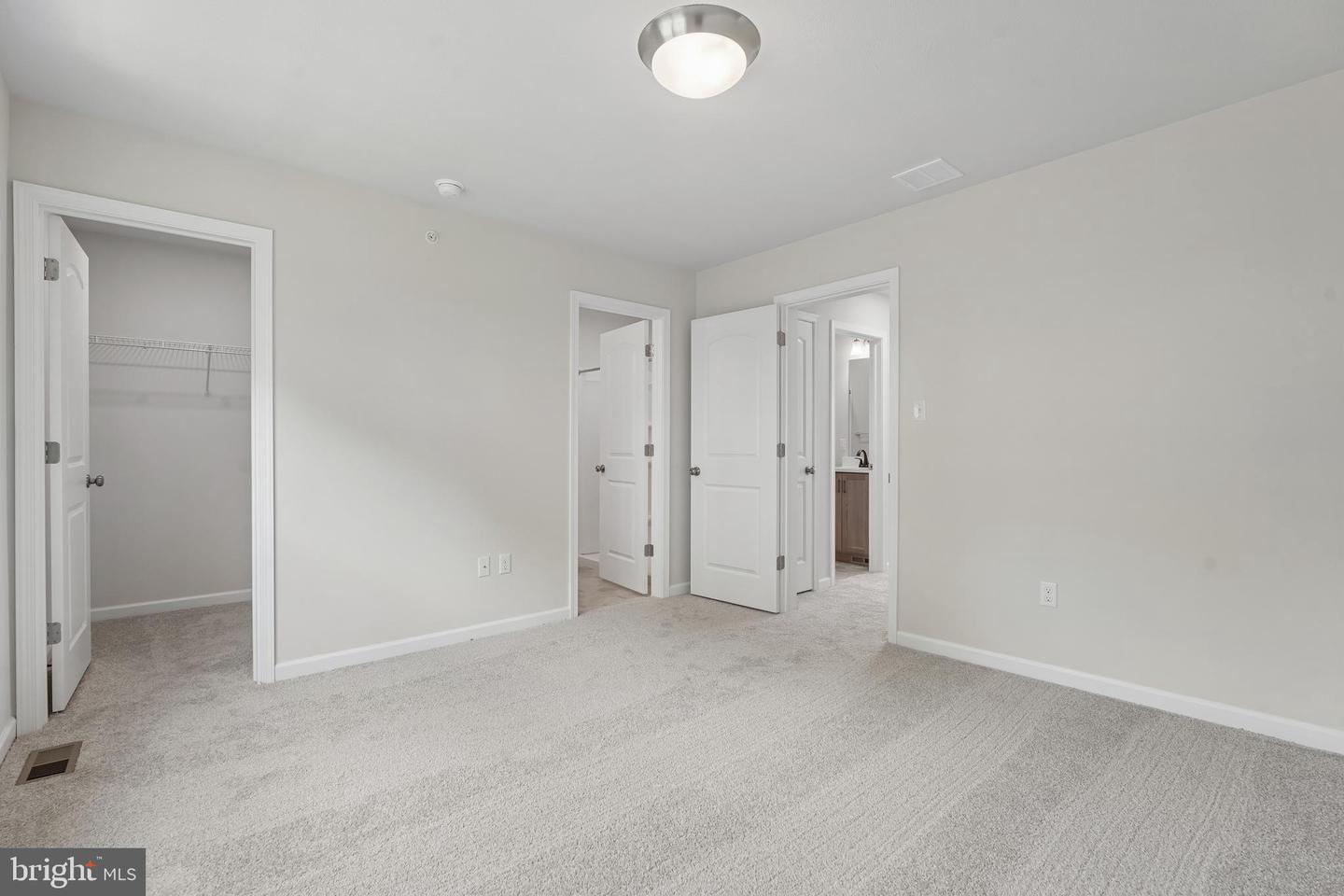 182 Highpoint Park Dr Property Photo 21